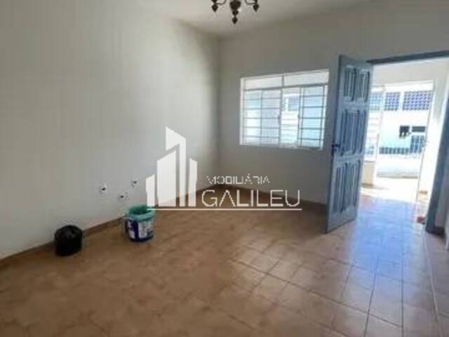 Casa para Venda em Campinas - 4