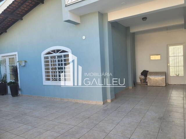 #CA1301 - Casa para Venda em Campinas - SP - 1