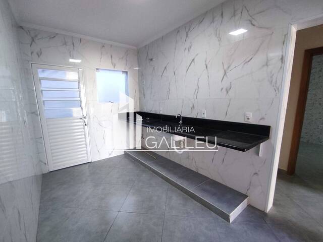 Casa para Venda em Campinas - 4